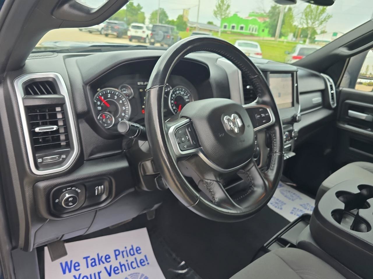 Used 2024 RAM 2500 Big Horn AWD/4WD image 22