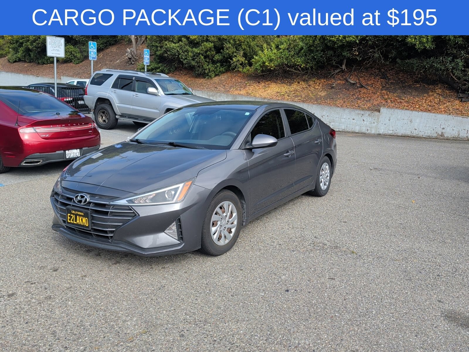 Used 2020 Hyundai Elantra SE w/ Cargo Package (C1) FWD image 3