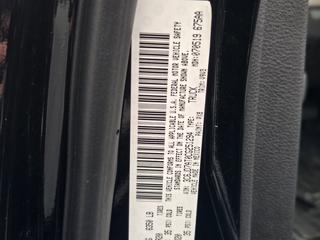 Used 2012 RAM 1500 Express image 21