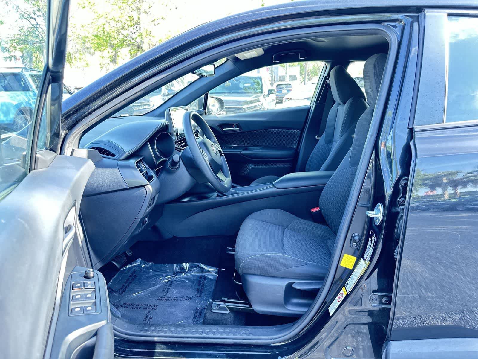 Used 2019 Toyota C-HR LE image 2