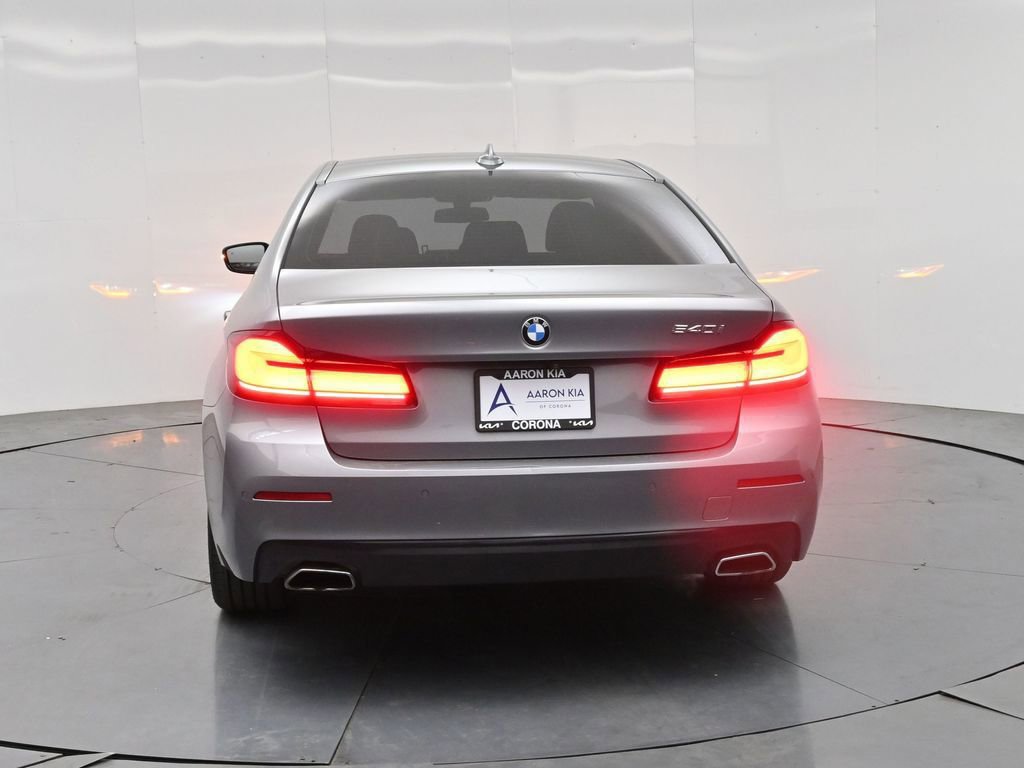 Used 2023 BMW 540i w/ Convenience Package RWD image 28