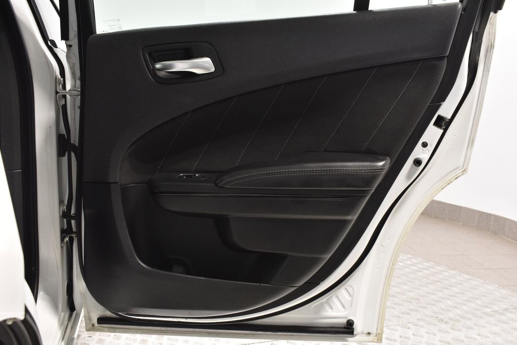 Used 2018 Dodge Charger GT w/ Blacktop Package image 30
