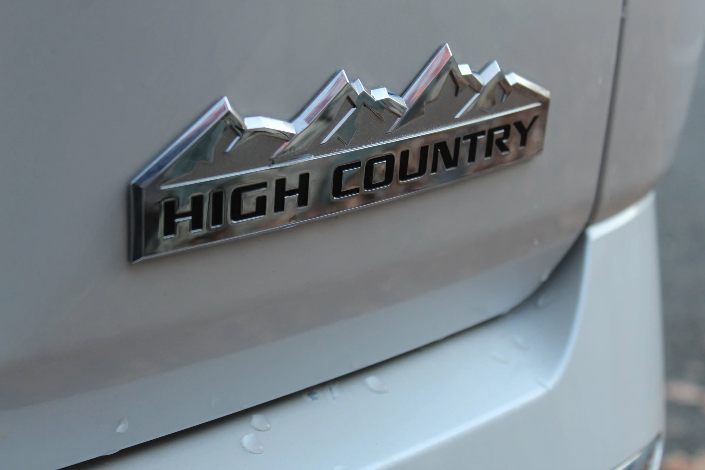 Used 2020 Chevrolet Traverse High Country image 45