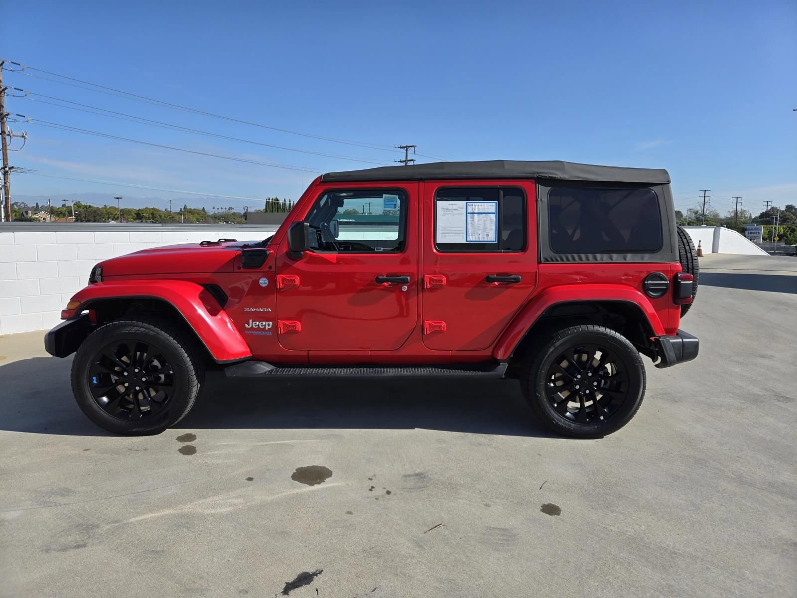 Used 2022 Jeep Wrangler Unlimited Sahara image 7