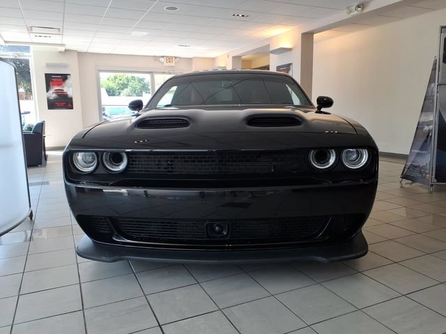 Used 2023 Dodge Challenger SRT Hellcat RWD image 2
