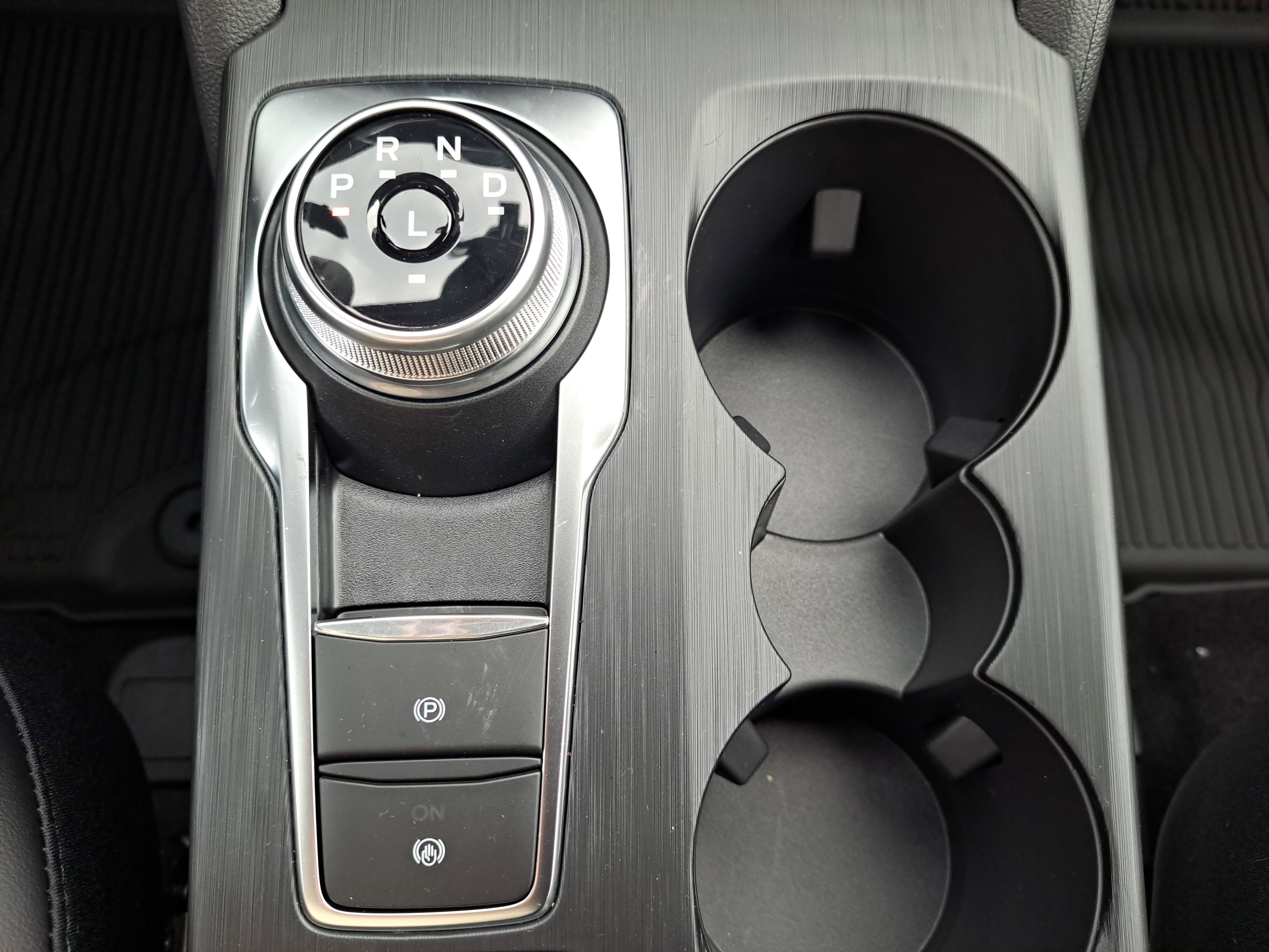 New 2025 Ford Escape ST-Line image 30