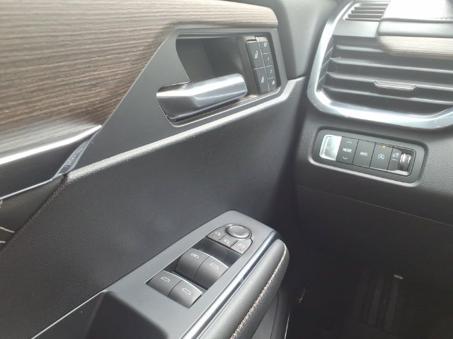 Certified 2024 GMC Acadia Denali w/ LPO, Floor Liner Package AWD/4WD image 24