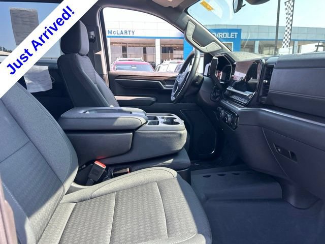 Used 2023 Chevrolet Silverado 1500 LT Trail Boss w/ LPO, Dark Essentials Package AWD/4WD image 33
