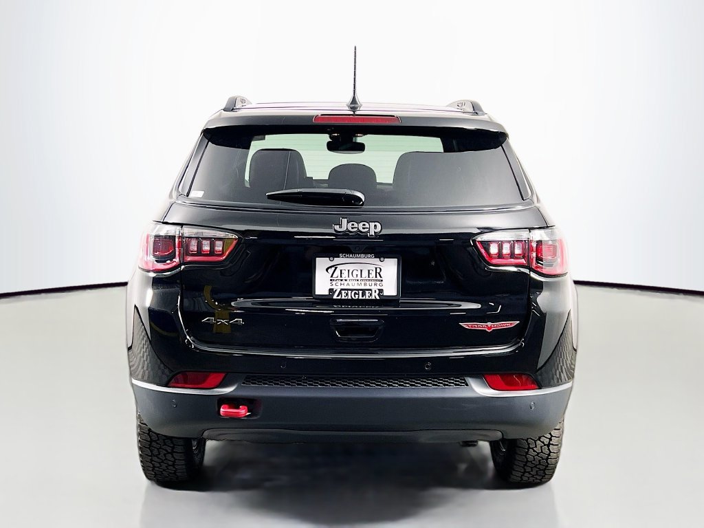 New 2026 Jeep Compass Trailhawk w/ Sun, Sound & Navigation Group AWD/4WD image 6
