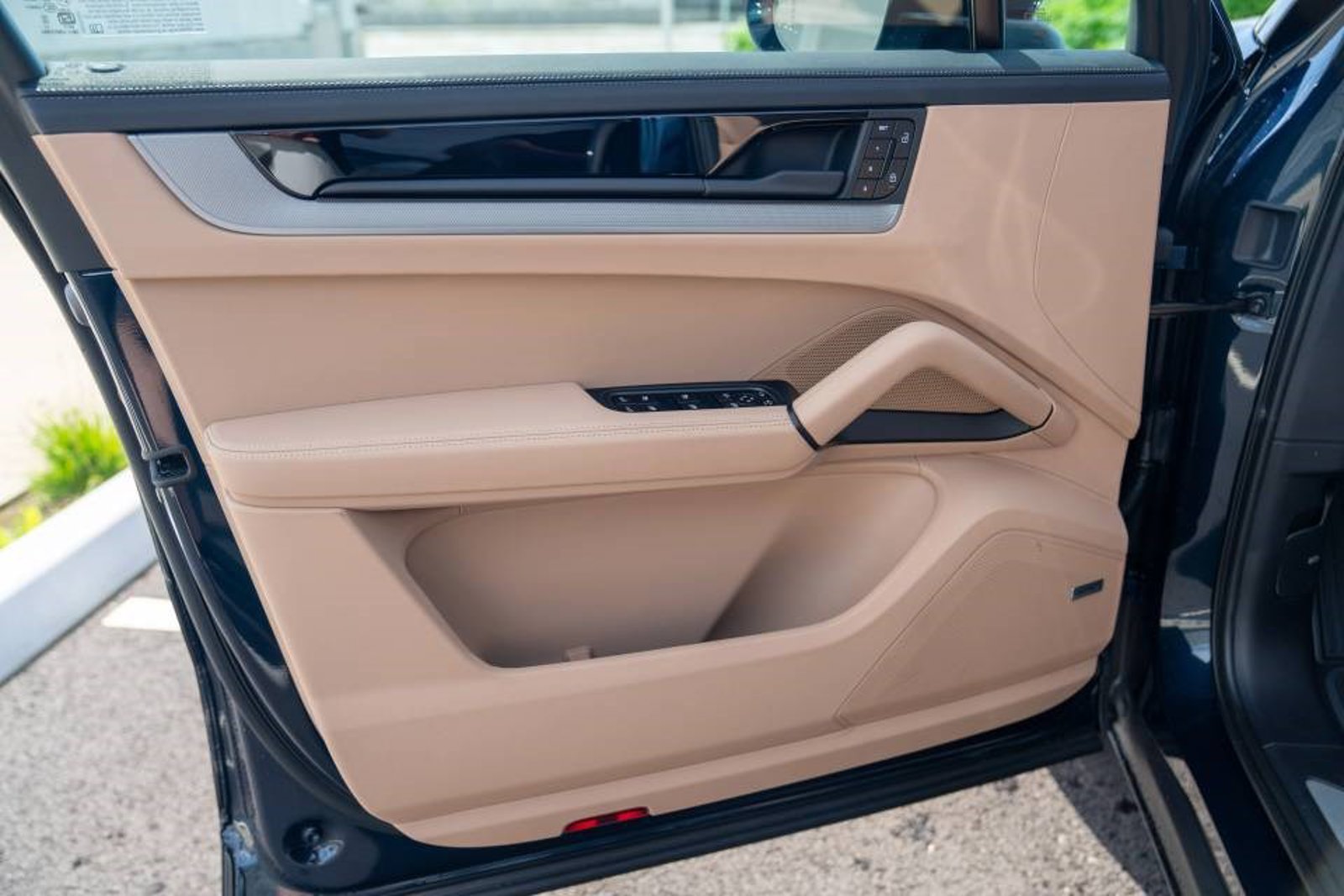 New 2026 Porsche Cayenne AWD/4WD image 11