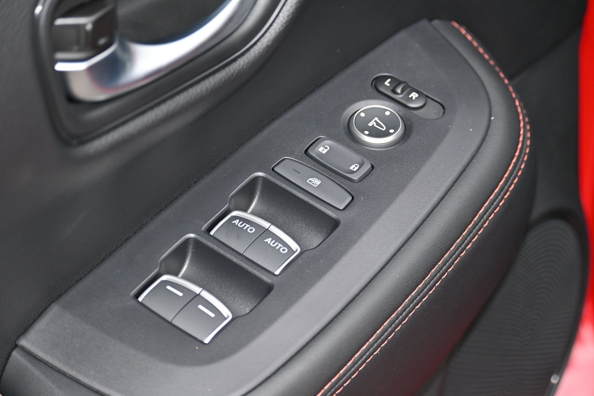 New 2026 Honda HR-V Sport image 32