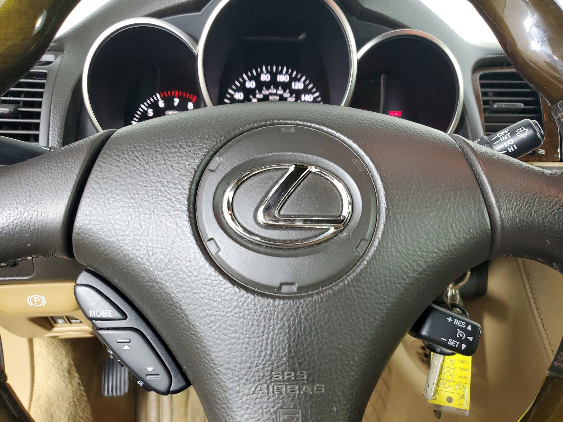 Used 2006 Lexus SC 430 Convertible image 32
