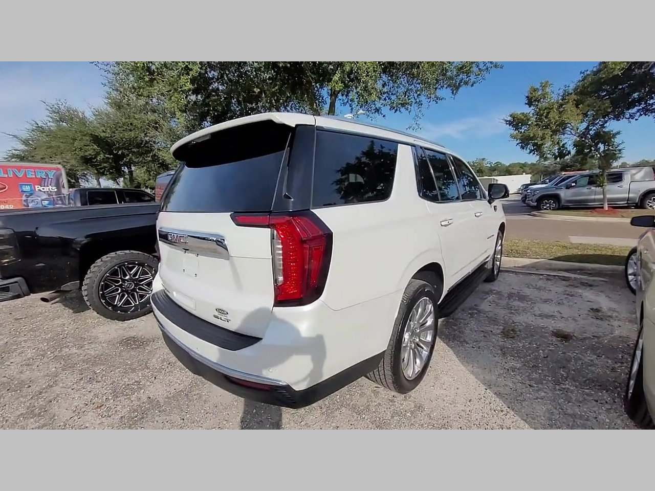 Used 2021 GMC Yukon SLT w/ SLT Luxury Plus Package image 20