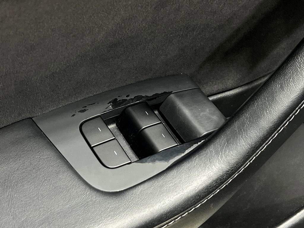 Used 2021 Tesla Model 3 Standard Range Plus image 17