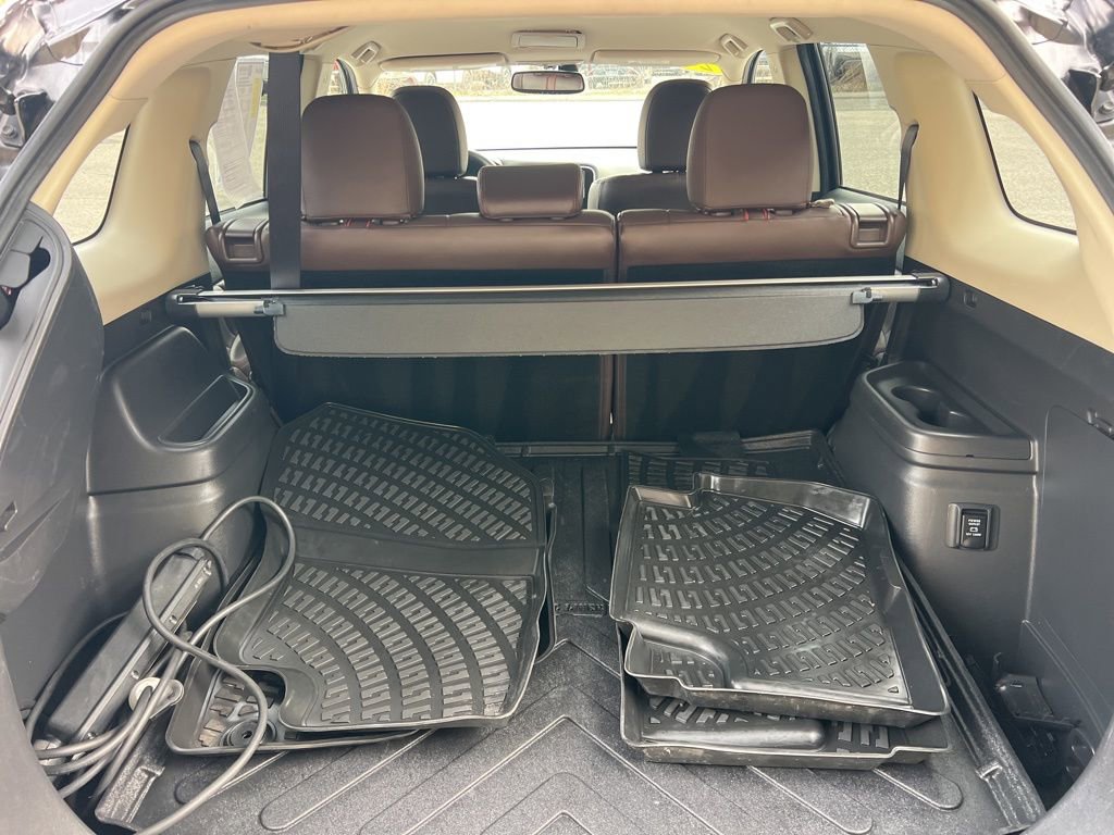 Used 2018 Mitsubishi Outlander 4WD Plug-In Hybrid image 27