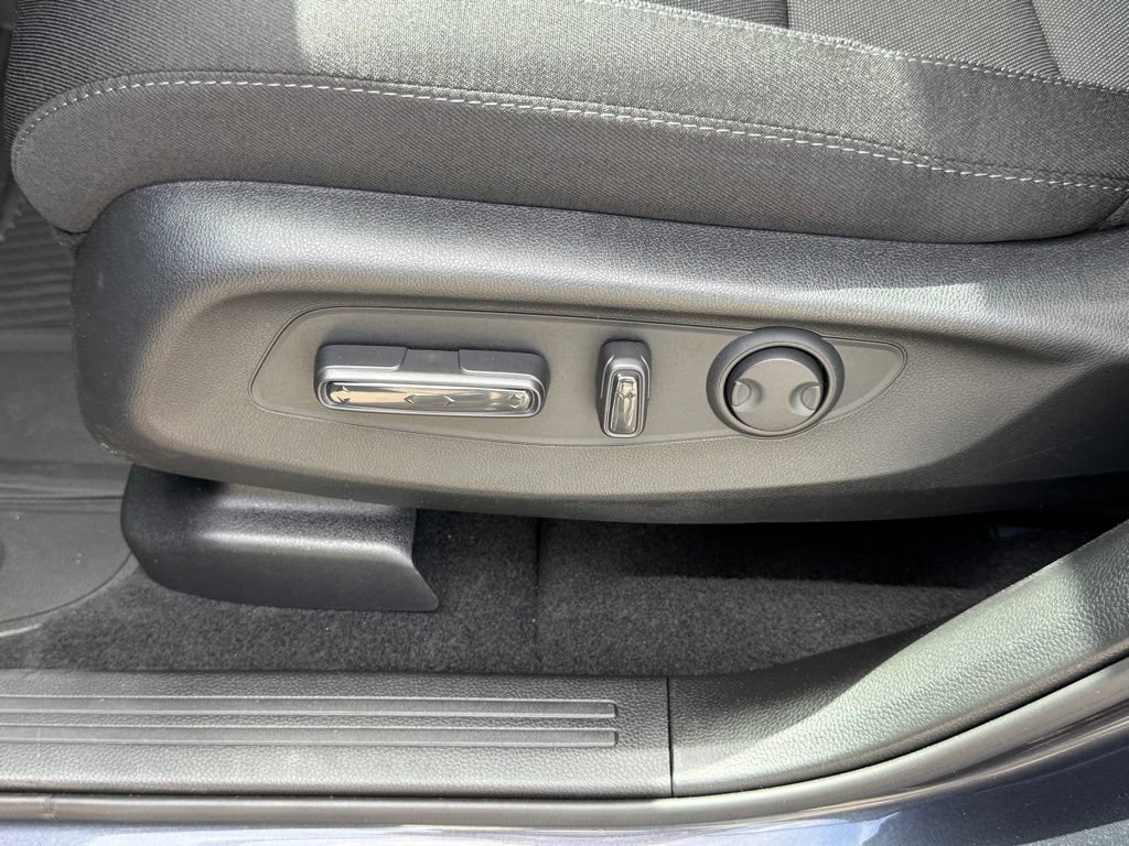 Certified 2026 Honda CR-V EX image 23