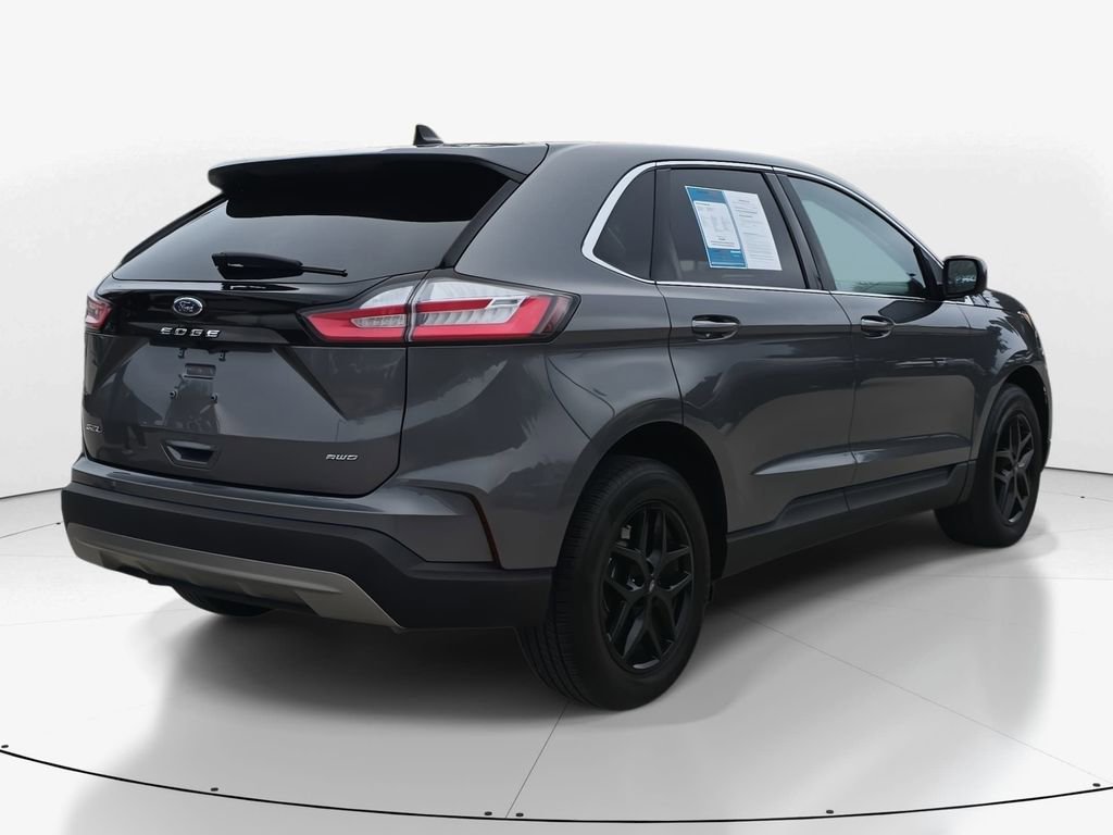 Used 2024 Ford Edge SEL image 5