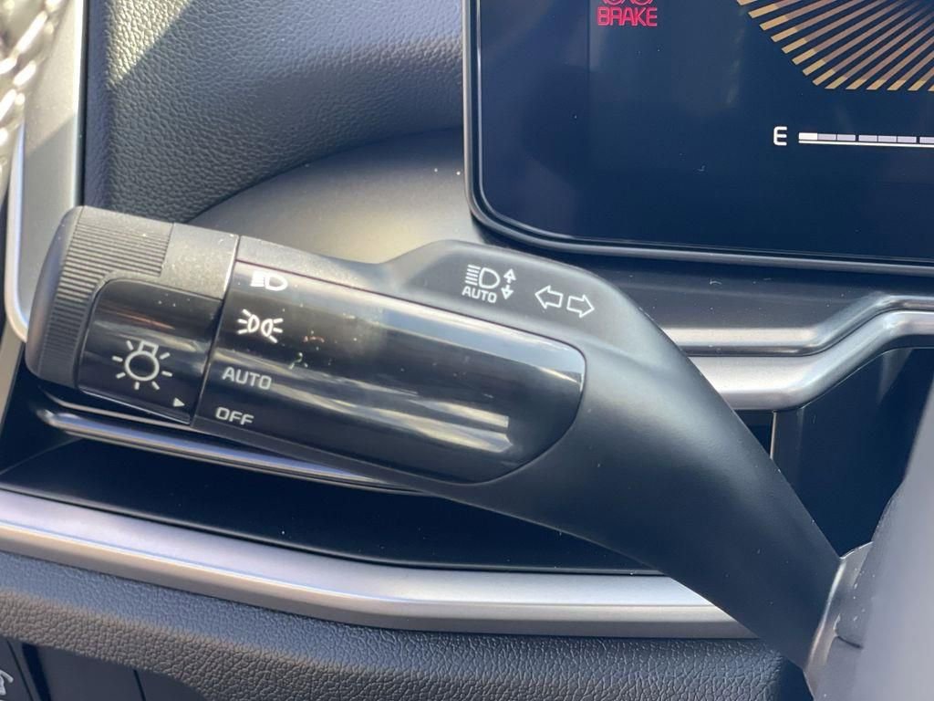 New 2026 Kia Sorento LX FWD image 31