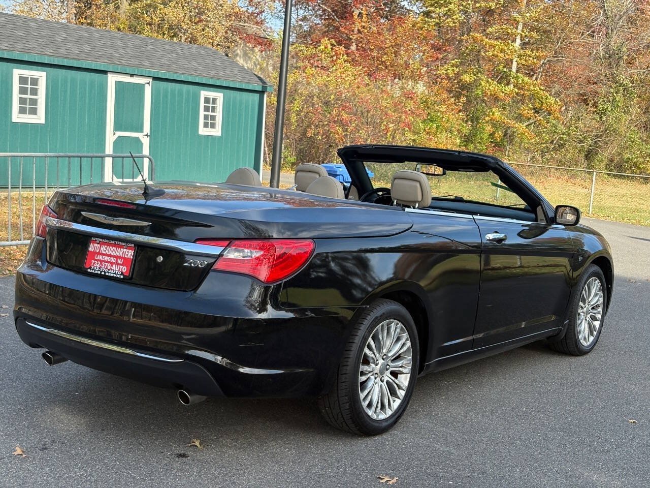 Used 2012 Chrysler 200 Limited FWD image 12