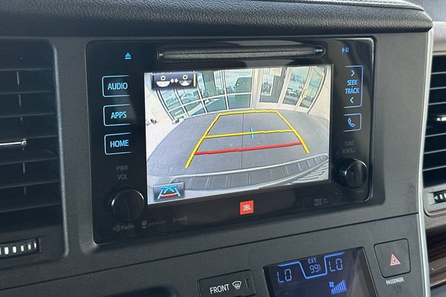 Used 2016 Toyota Sienna Limited FWD image 19