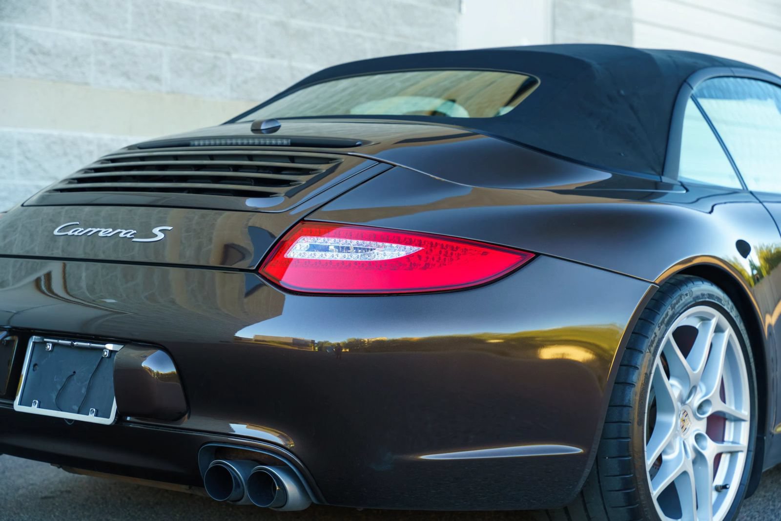 Used 2010 Porsche 911 Carrera S RWD image 51