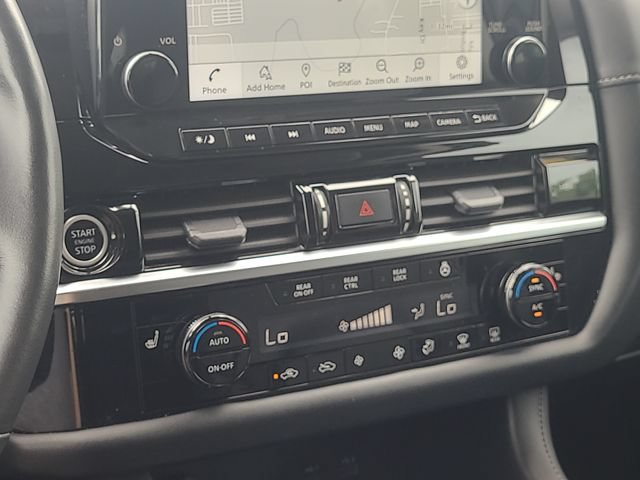 Used 2024 Nissan Pathfinder SL AWD/4WD image 20