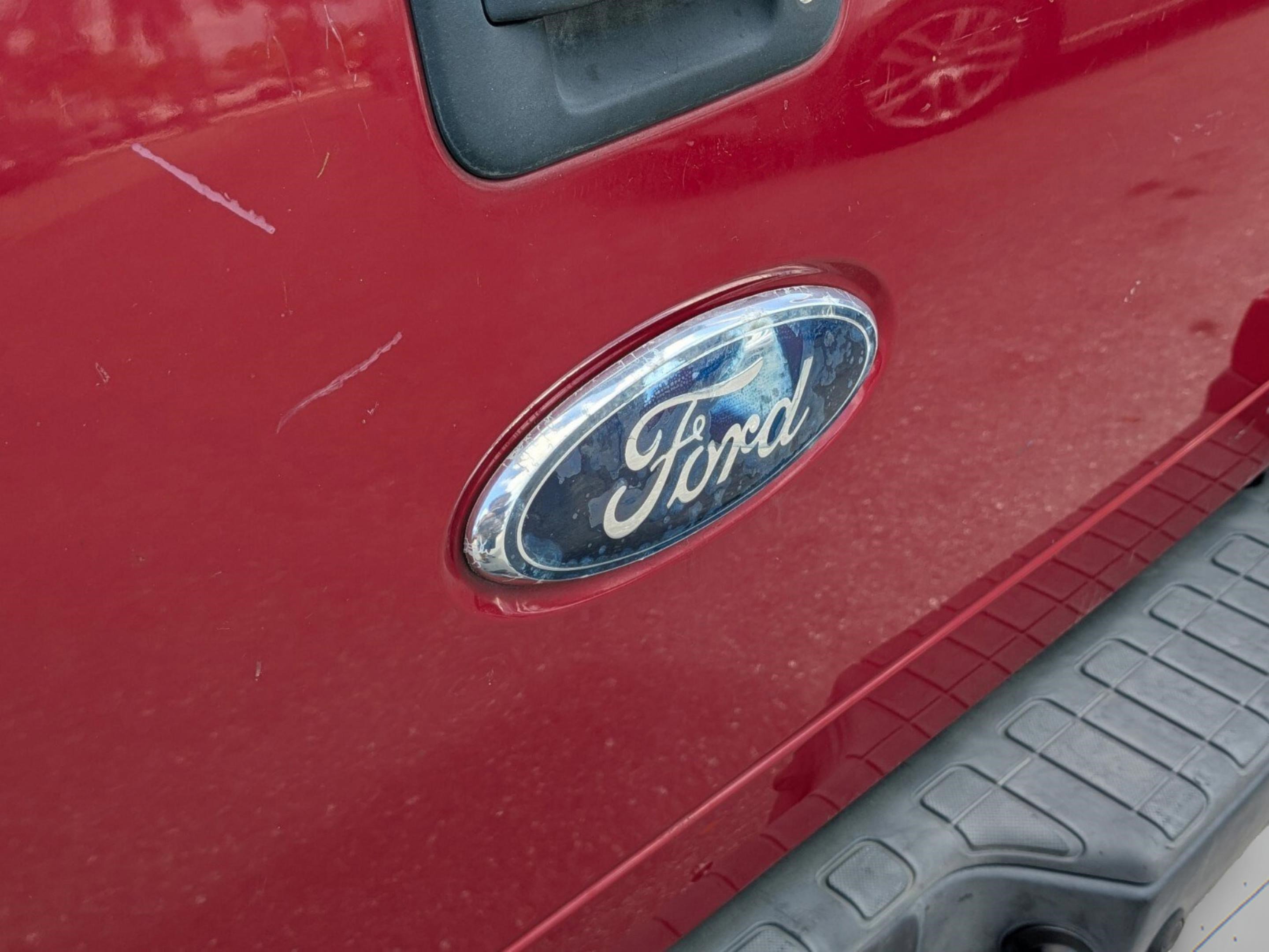 Used 2010 Ford Explorer Sport Trac XLT image 21