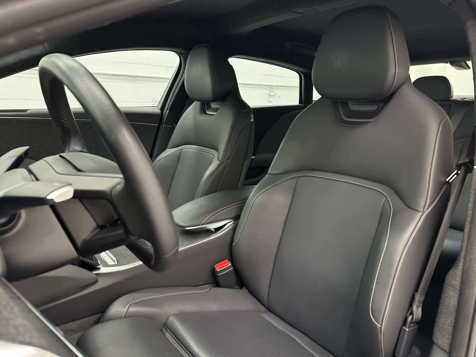 Used 2024 Lucid Air Touring image 13