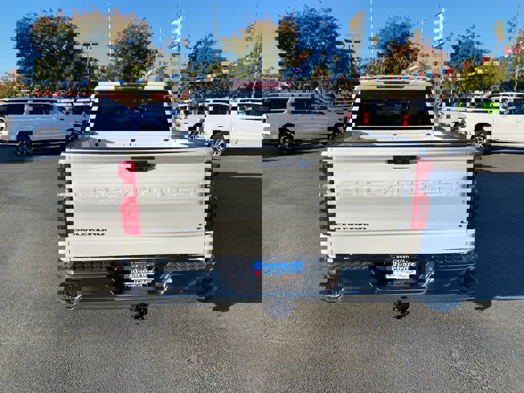 New 2026 Chevrolet Silverado 1500 LT image 14