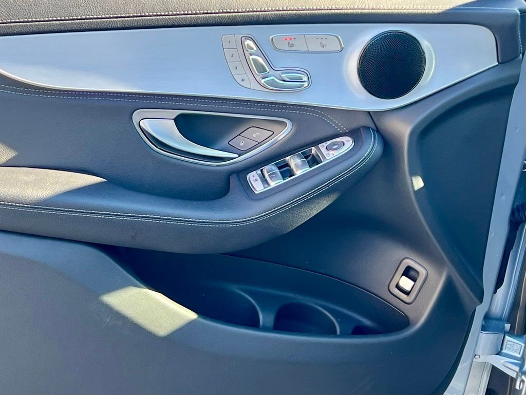 Certified 2021 Mercedes-Benz GLC 43 AMG 4MATIC image 21