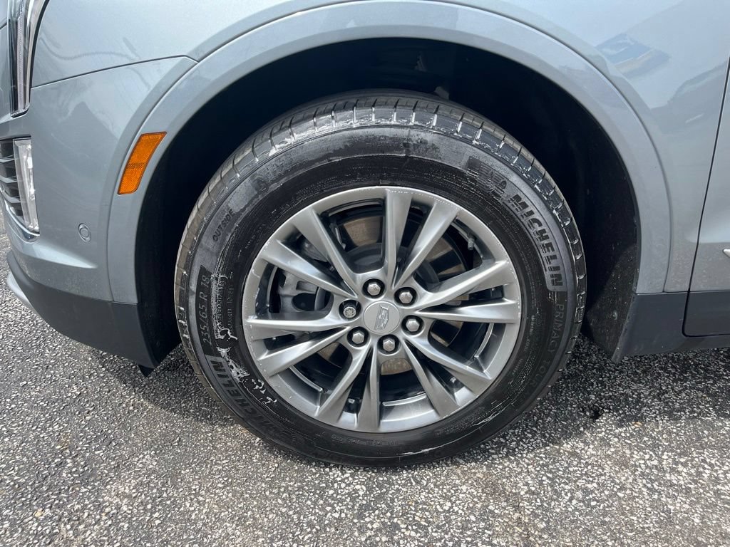 Used 2023 Cadillac XT5 Premium Luxury w/ Technology Package AWD/4WD image 34