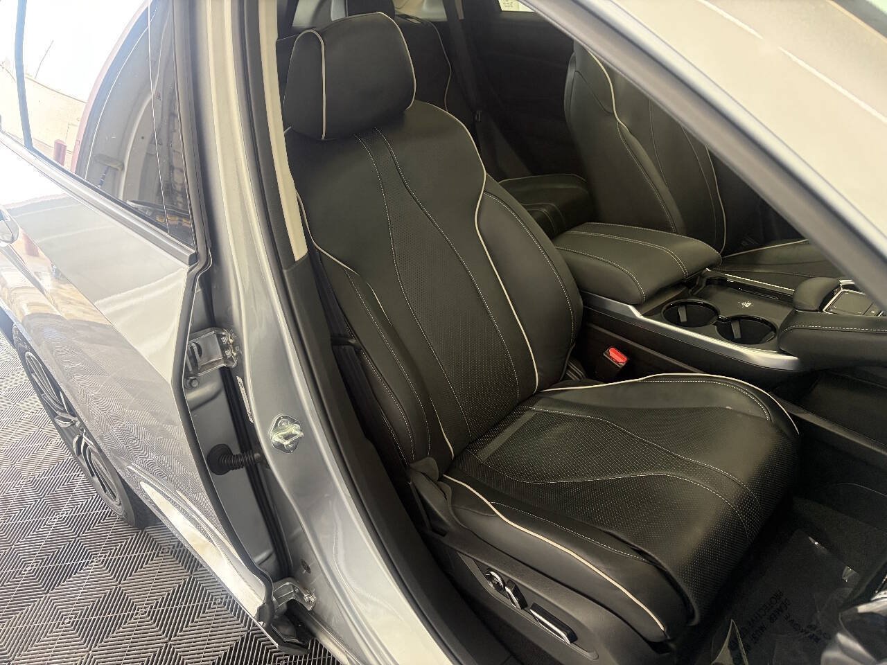 Used 2025 Acura RDX w/ Advance Package AWD/4WD image 27