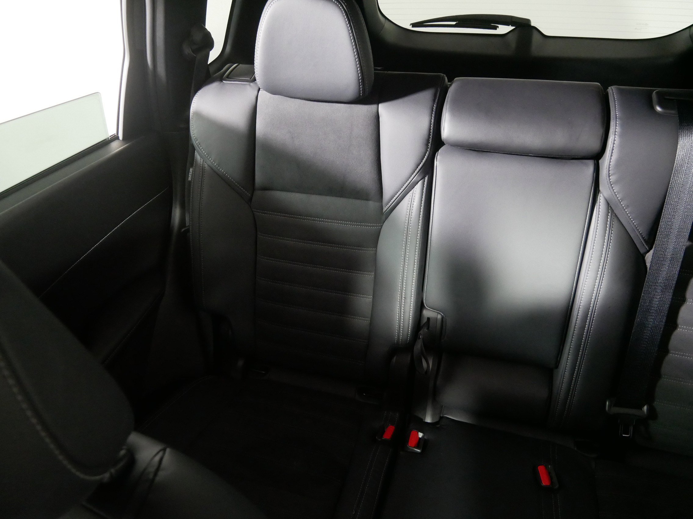 Used 2022 Mitsubishi Outlander SE image 12