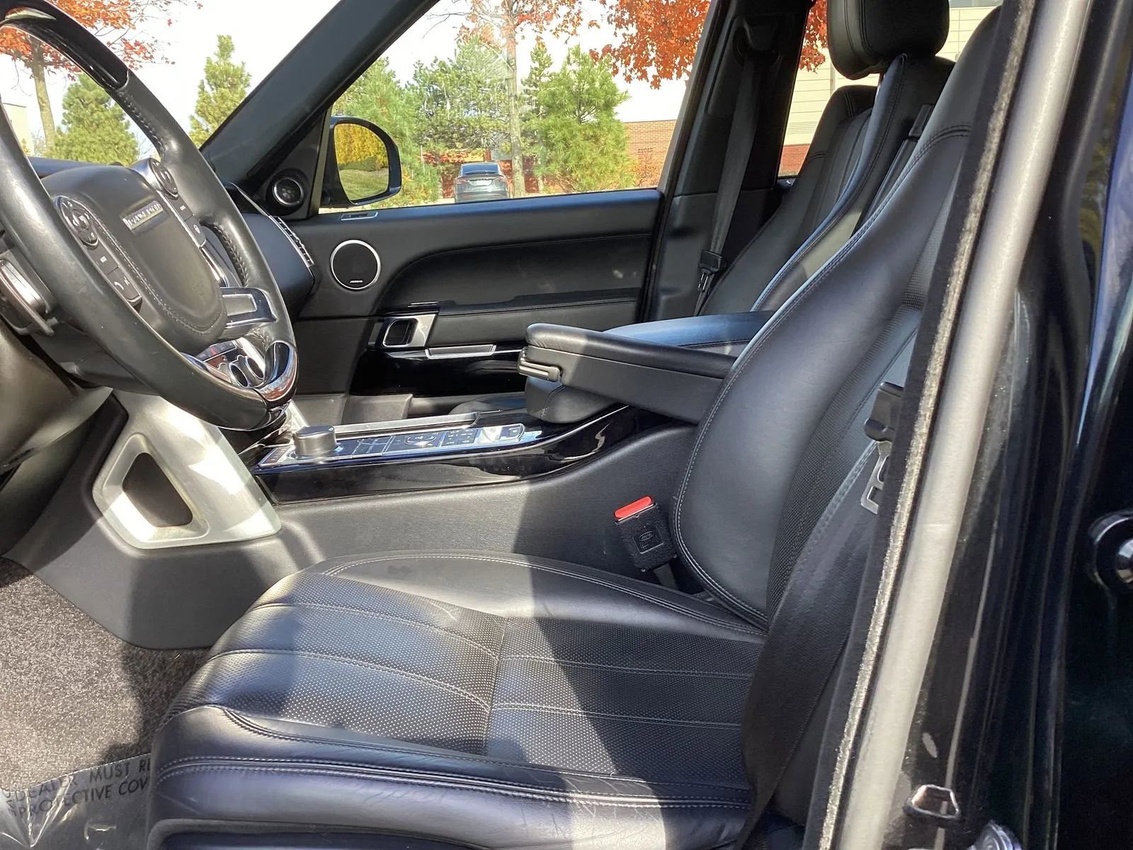 Used 2016 Land Rover Range Rover Supercharged image 22