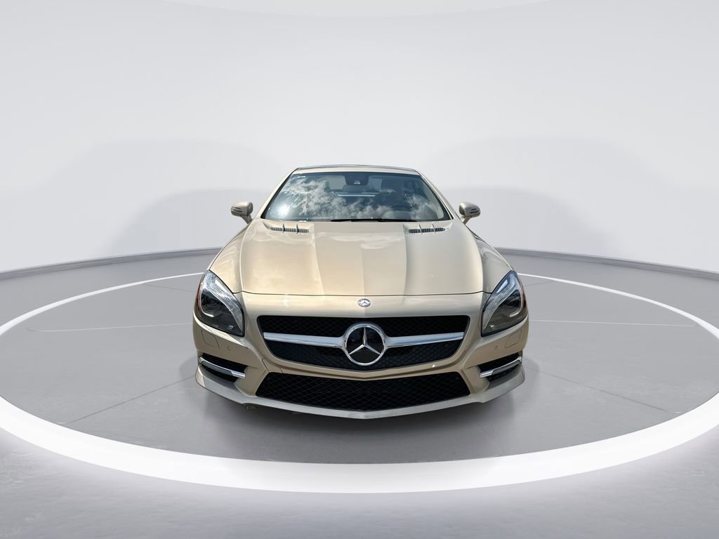 Used 2013 Mercedes-Benz SL 550 image 3
