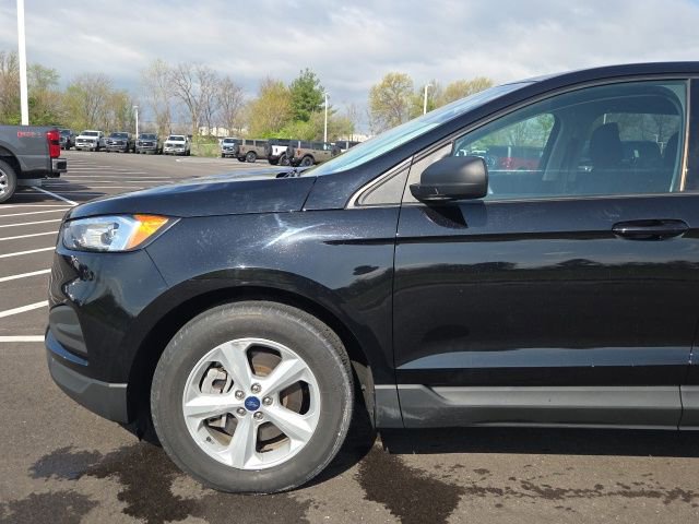 Used 2022 Ford Edge SE AWD/4WD image 16