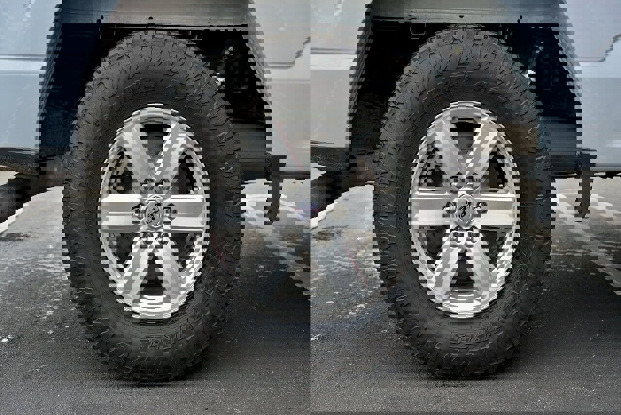 Used 2022 Ford F150 XLT w/ Equipment Group 301A Mid image 5