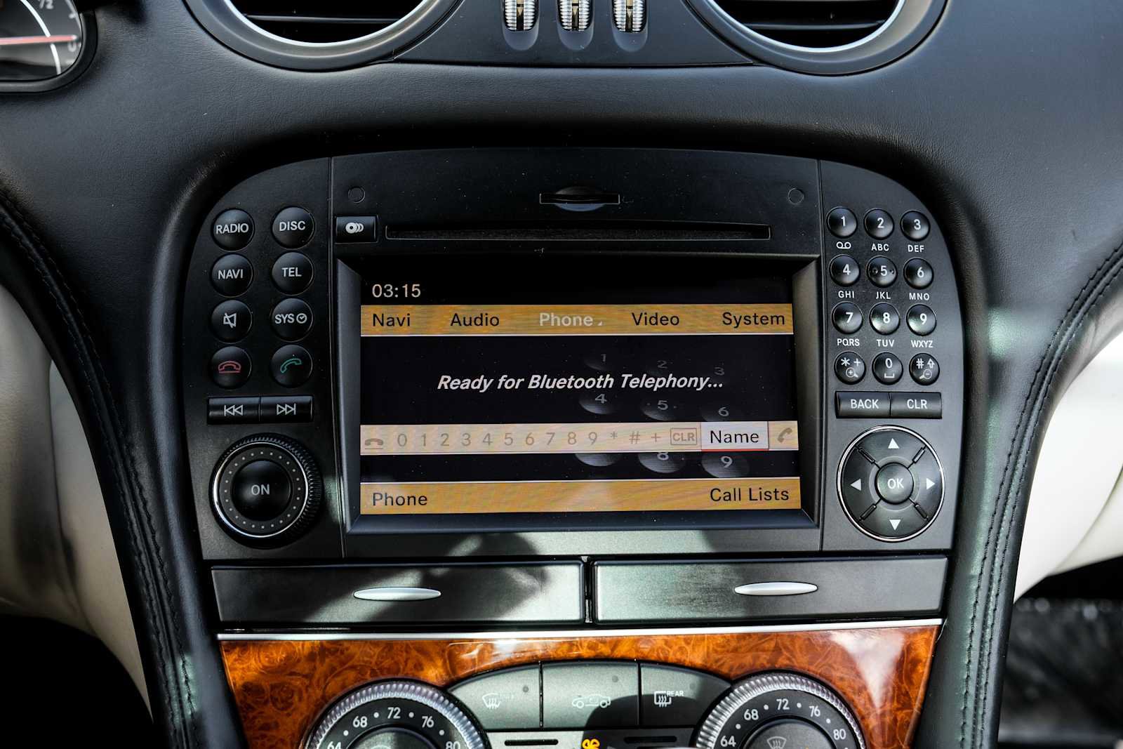 Used 2011 Mercedes-Benz SL 550 image 24