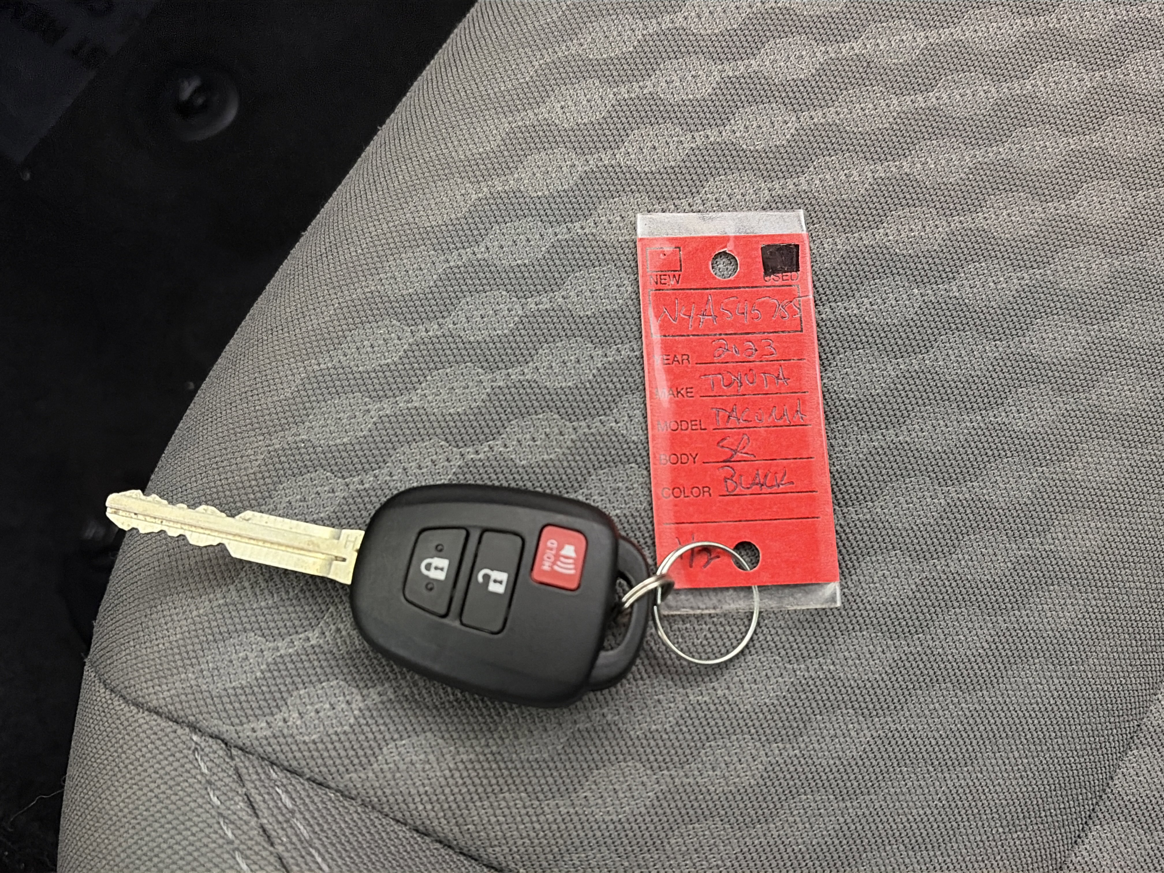Used 2023 Toyota Tacoma SR AWD/4WD image 30