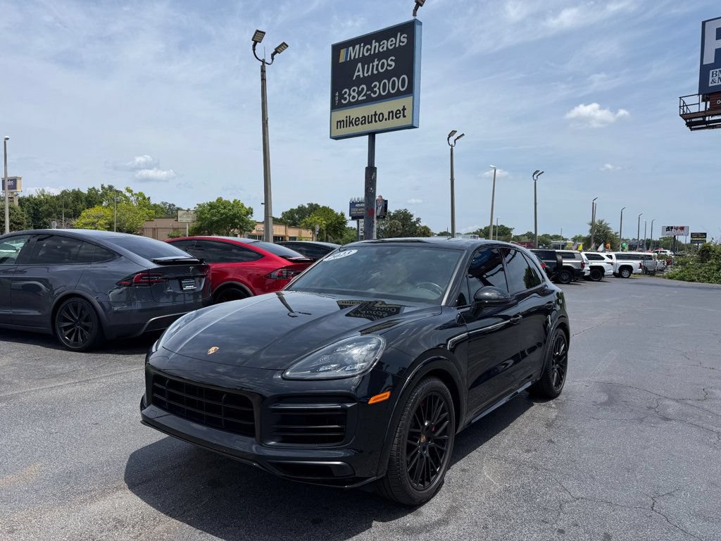 Used 2023 Porsche Cayenne GTS AWD/4WD image 1