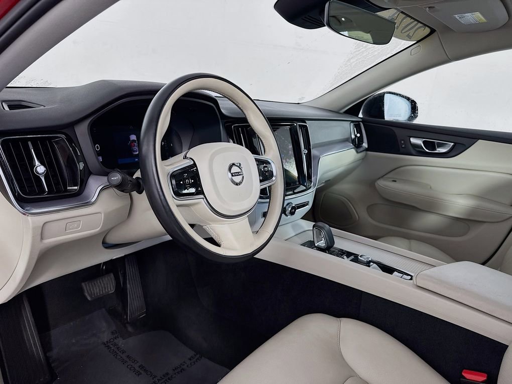 Used 2024 Volvo S60 B5 Core image 12