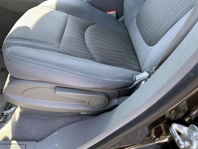 Used 2015 Chevrolet Traverse LS FWD image 17