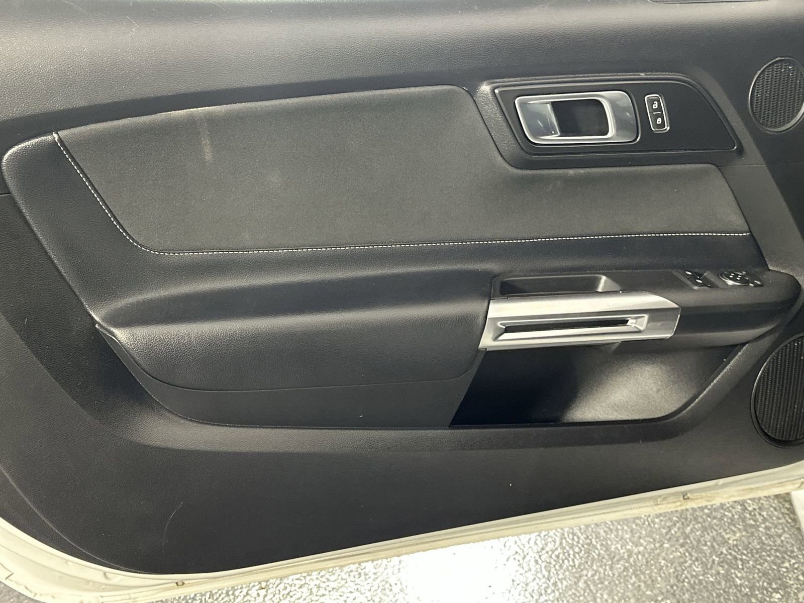 Used 2020 Ford Mustang Coupe w/ Equipment Group 101A image 31