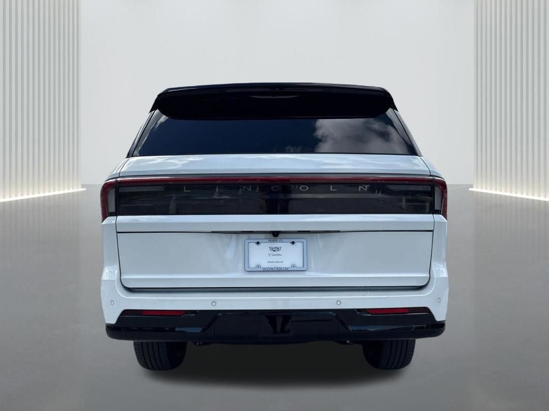 Used 2025 Lincoln Navigator L Black Label image 6