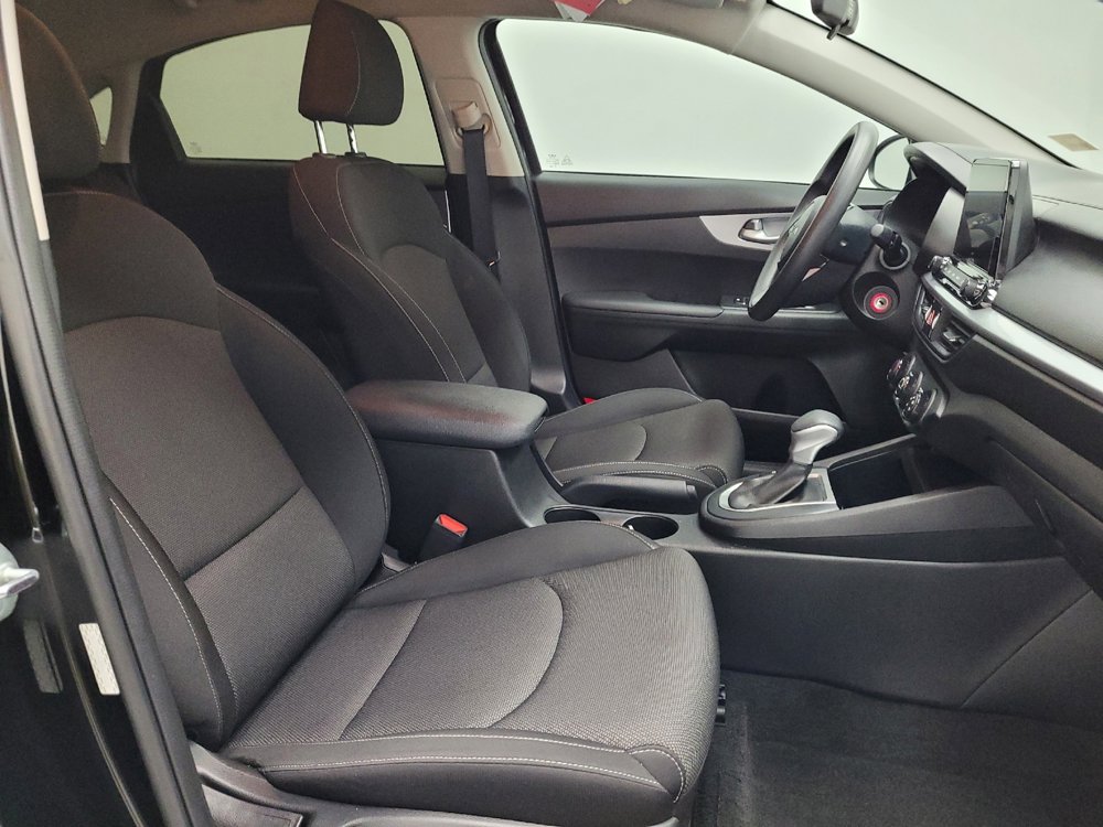 Used 2023 Kia Forte LXS image 21