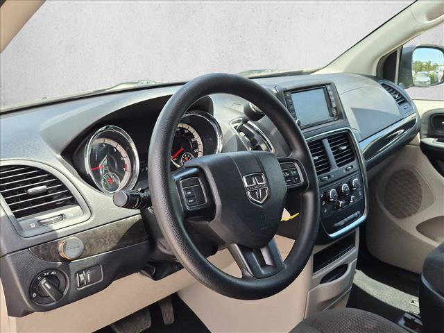 Used 2017 Dodge Grand Caravan SE w/ Power Window Group FWD image 10