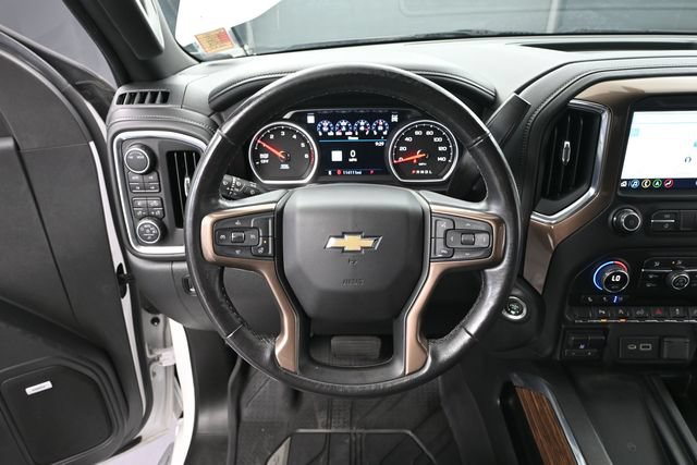 Used 2020 Chevrolet Silverado 1500 High Country AWD/4WD image 23