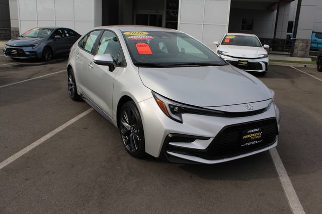 Certified 2026 Toyota Corolla SE FWD image 2