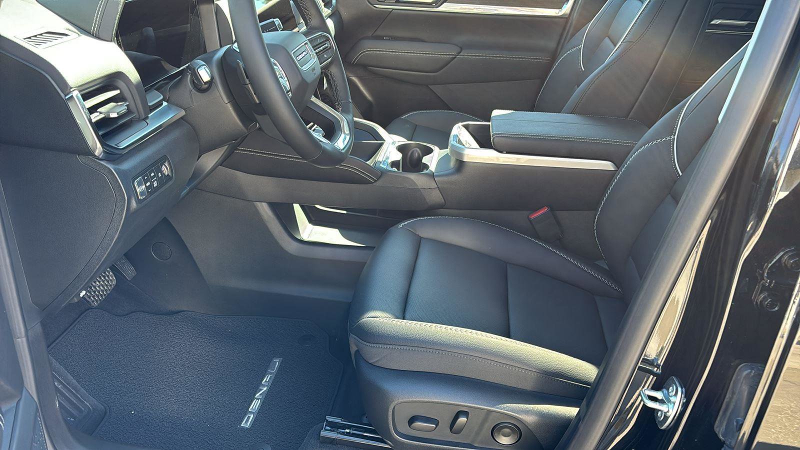 New 2026 GMC Terrain Denali image 13