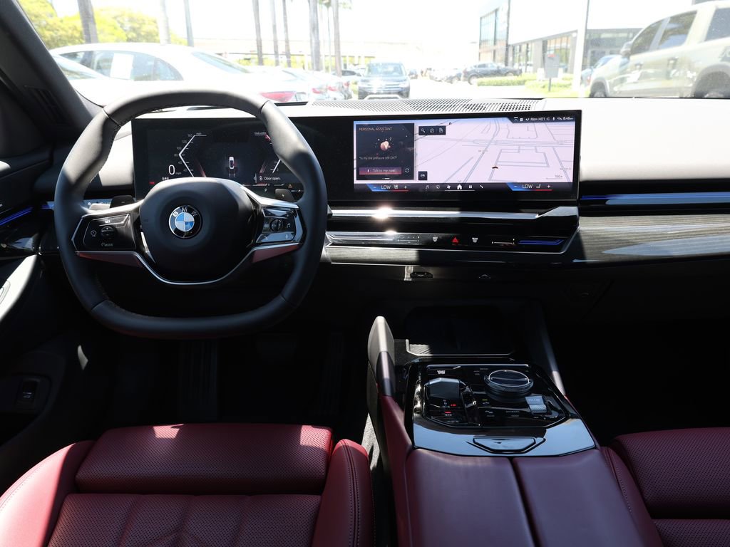 Used 2025 BMW 530i RWD image 25